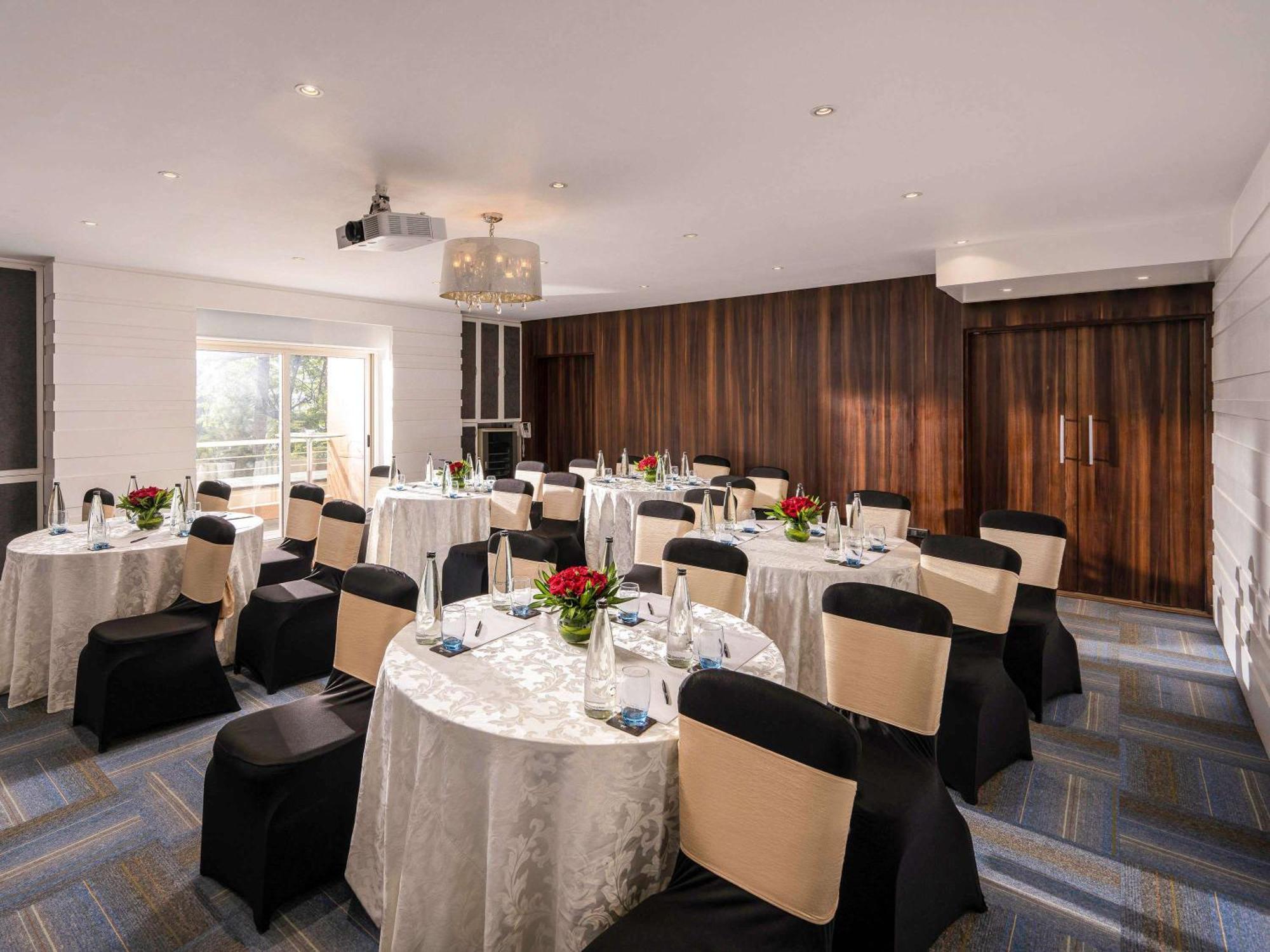 Grand Mercure Bangalore - An Accor Brand Eksteriør bilde