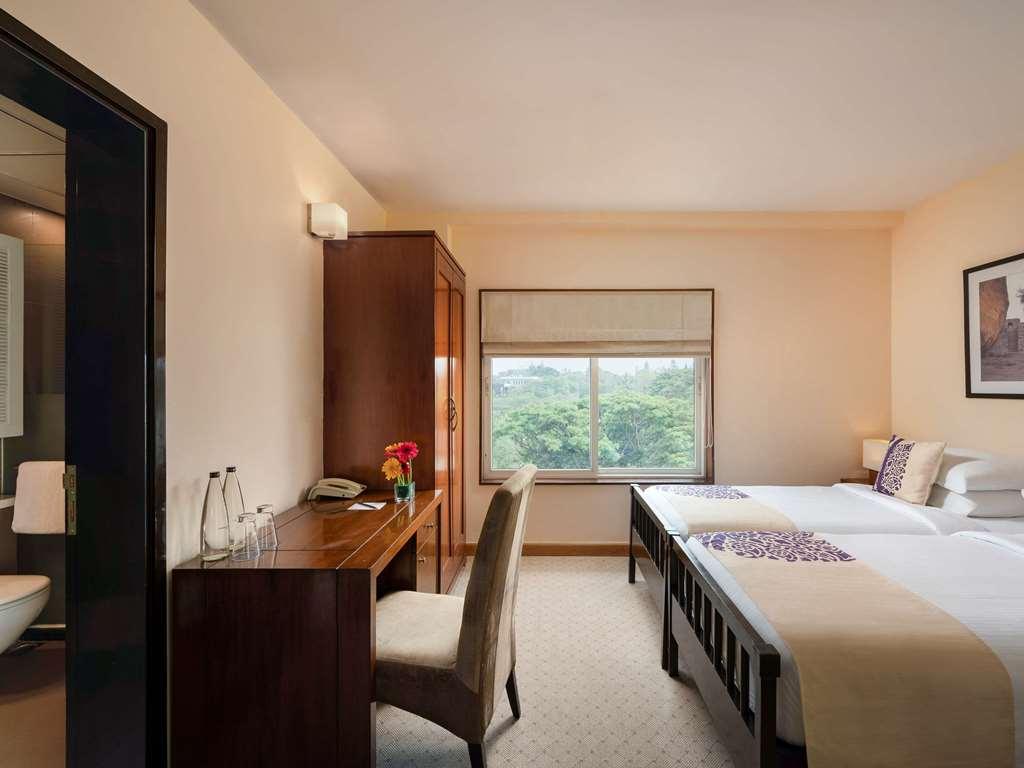 Grand Mercure Bangalore - An Accor Brand Rom bilde